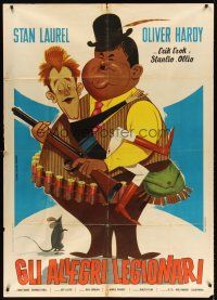 7k159 GLI ALLEGRI LEGIONARI Italian 1p '70 great artwork of Stan Laurel & Oliver Hardy with shotgun!