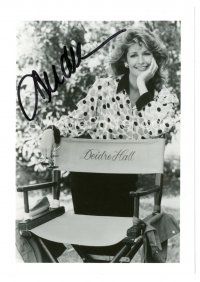 7t841 DEIDRE HALL signed 5x7 REPRO still '80s posing on the set by her personal chair!