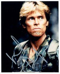 7t831 WILLEM DAFOE signed color 8x10 REPRO still '02 portrait wearing camo from Clear & Present Danger!