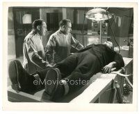 7w031 GHOST OF FRANKENSTEIN 8x10 still R48 Hardwicke & Atwill look at monster Lon Chaney on table!