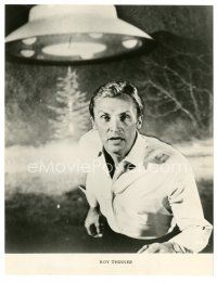 7w427 INVADERS TV 7.5x9.75 still '67 close up of Roy Thinnes with alien ship above him!