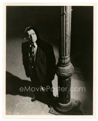 7w524 MARTY 8x10 still '55 cool shadowy portrait of Ernest Borgnine by lamp post!