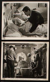 7x017 THRILL OF IT ALL 21 8x10 stills '63 great images of sexy Doris Day & James Garner!
