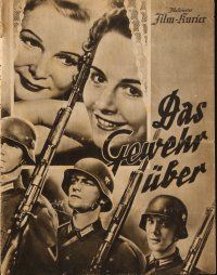 7y098 DAS GEWEHR UBER Film-Kurier German program '39 German farmers in Australia return & join army!