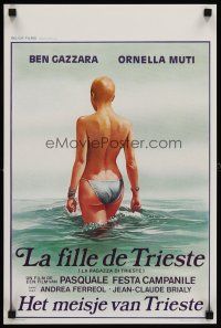 7z710 LA RAGAZZA DI TRIESTE Belgian '82 art of sexy bald Omella Muti topless in water!