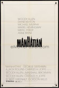 8c431 MANHATTAN 1sh '79 Woody Allen & Diane Keaton, cool New York City title design!