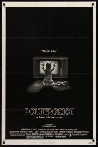 8c561 POLTERGEIST style B 1sh '82 Tobe Hooper, classic, they're here, Heather O'Rourke by TV!