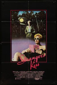 8c735 STRANGERS KISS 1sh '83 Peter Coyote, Victoria Tennant, sexy Hollywood actress!