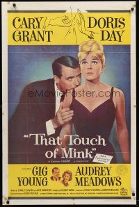 8c831 THAT TOUCH OF MINK 1sh '62 great close up art of Cary Grant & Doris Day!