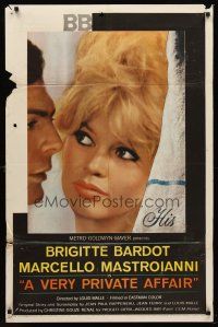 8c911 VERY PRIVATE AFFAIR 1sh '62 Vie Privee, great image of sexiest Brigitte Bardot!