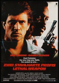 8d172 LETHAL WEAPON German '87 great close image of cop partners Mel Gibson & Danny Glover!