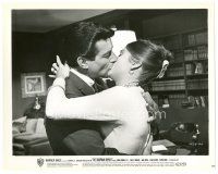 8f028 CHAPMAN REPORT 8x10 still '62 close up of Efrem Zimbalist Jr. kissing sexy Jane Fonda!