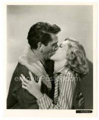 8f145 THIEVES' HIGHWAY 8x10 still '49 c/u of Richard Conte kissing pretty Barbara Lawrence!