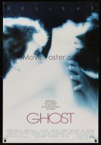 8h271 GHOST 1sh '90 classic Patrick Swayze & Demi Moore romantic close up!