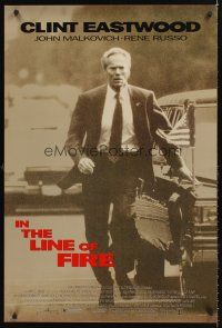 8h352 IN THE LINE OF FIRE DS 1sh '93 Clint Eastwood as Secret Service, John Malkovich!