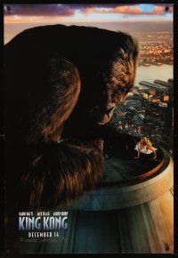 8h399 KING KONG teaser DS 1sh '05 Naomi Watts on Empire State Building with giant ape!