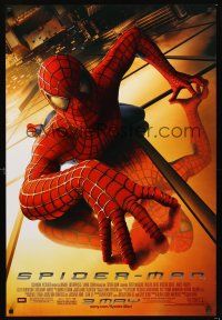 8h655 SPIDER-MAN advance 1sh '02 Tobey Maguire crawling up wall, Sam Raimi, Marvel Comics!