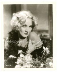 8j094 BLONDE VENUS 8x10 still '32 great close up of sexy Marlene Dietrich with bare shoulder!