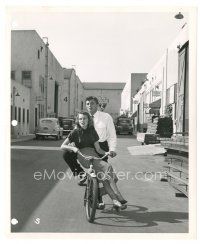8j432 HOLIDAY AFFAIR candid 8x10 still '49 Janet Leigh & Mitchum riding bike at RKO by Bachrach!