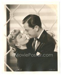8j555 LADY BE GOOD deluxe 8x10 still '41 romantic Bull photo of Ann Sothern & Robert Young!
