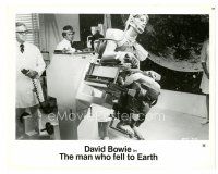 8j618 MAN WHO FELL TO EARTH 8x10 still '76 alien David Bowie in cool chair, Nicolas Roeg!
