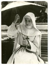 8j717 NUN'S STORY candid 7x9.5 still '59 Audrey Hepburn in nun's habit on set holding umbrella!