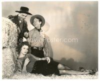 8j718 OF MICE & MEN 7.5x9.5 still '40 Burgess Meredith w/Lon Chaney Jr check out sexy Betty Field!