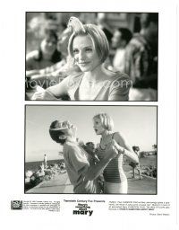 8j914 THERE'S SOMETHING ABOUT MARY 8x10 still '98 sexy Cameron Diaz, Farrelly Brothers!