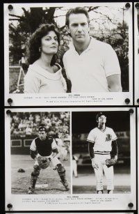 8k580 BULL DURHAM presskit '88 great image of baseball player Kevin Costner & sexy Susan Sarandon!