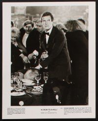 8k973 VIEW TO A KILL presskit '85 Roger Moore as James Bond, Grace Jones, Christopher Walken