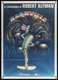 8p383 NASHVILLE Italian 1p '76 Robert Altman, cool patriotic sexy microphone artwork!