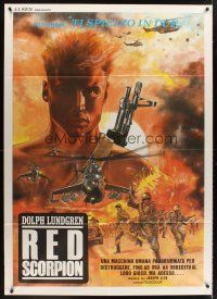 8p394 RED SCORPION Italian 1p '89 cool artwork of Dolph Lundgren looming over battlefield!