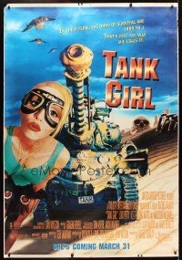 8r251 TANK GIRL DS bus stop '95 Naomi Watts, wacky Lori Petty with cool futuristic tank!