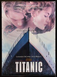 8r252 TITANIC DS laminated bus stop '97 Leonardo DiCaprio, Kate Winslet, directed by James Cameron!