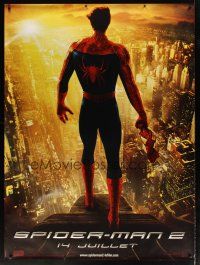 8r176 SPIDER-MAN 2 teaser DS French 1p '04 Tobey Maguire in costume unmasked over city!