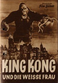 8s309 KING KONG German program R52 classic image of giant ape looming over New York City!