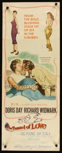 8w556 TUNNEL OF LOVE insert '58 art of Doris Day & Richard Widmark kissing + sexy Gia Scala!