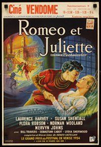 8y787 ROMEO & JULIET Belgian '55 close up of Laurence Harvey romancing Susan Shentall, Shakespeare!
