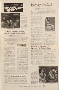9a338 CITY THAT NEVER SLEEPS pressbook '53 Gig Young & sexy Mala Powers in Chicago!