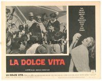 9d553 LA DOLCE VITA LC #7 '61 Federico Fellini, sexy Anita Ekberg talks to photographers!
