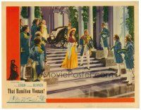 9d867 THAT HAMILTON WOMAN LC '41 many soldiers look at Laurence Olivier & Vivien Leigh on stairs!
