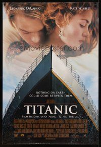 9k724 TITANIC style A int'l DS 1sh '97 Leonardo DiCaprio, Kate Winslet, James Cameron!