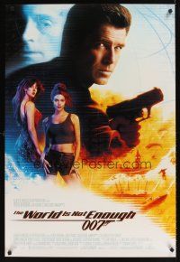 9k797 WORLD IS NOT ENOUGH int'l 1sh '99 Brosnan as James Bond, Richards, sexy Sophie Marceau!