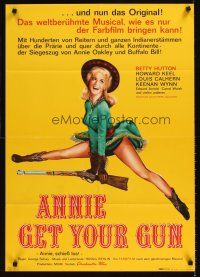 9p247 ANNIE GET YOUR GUN German R64 different art of sexy Betty Hutton as the sharpshooter!