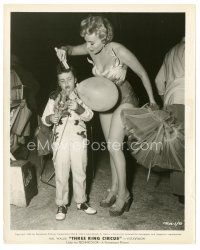 9r025 3 RING CIRCUS candid 8x10 still '54 Zsa Zsa Gabor combs her daughter's hair on the set!