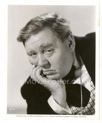 9r155 CHARLES LAUGHTON 8x10 still '46 super close up with his head resting on his hand!