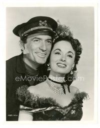 9r801 WORLD IN HIS ARMS 8x10 still '52 smiling close up of Gregory Peck & pretty Ann Blyth!