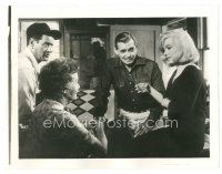 9r008 MISFITS English 7x9.25 news photo '60 Clark Gable, sexy Marilyn Monroe, Eli Wallach, Ritter