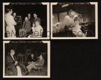 9s037 LOT OF 3 CANDID 4X5 STILLS FROM CALLING DR. GILLESPIE '42 Lionel Barrymore on the set!