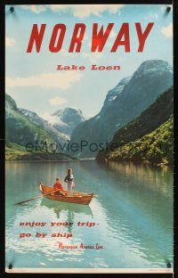 9w607 NORWEGIAN AMERICA LINE NORWAY Norwegian travel poster '58 couple in boat in Lake Leon!